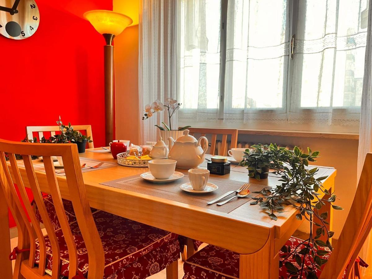 Sky Apartment A Due Passi Dalla Stazione 콜레뇨 외부 사진