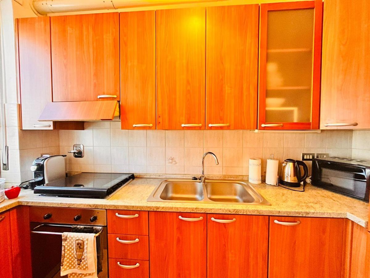 Sky Apartment A Due Passi Dalla Stazione 콜레뇨 외부 사진